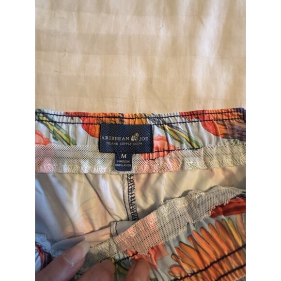 Caribbean Joe Swim Shorts Mens M Trunks  Hawaiian Floral Parrot Macaw - Picture 2 of 3